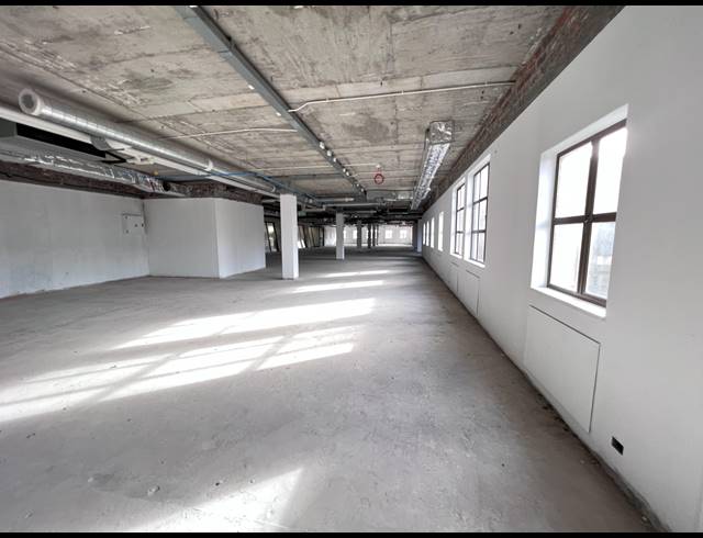 998M² OFFICE TO LET IN CENTURY CITY